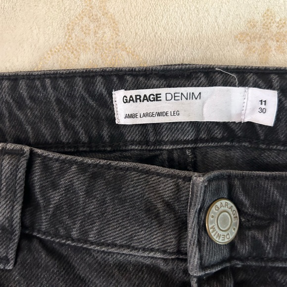Garage Jeans - Picture 2 of 3
